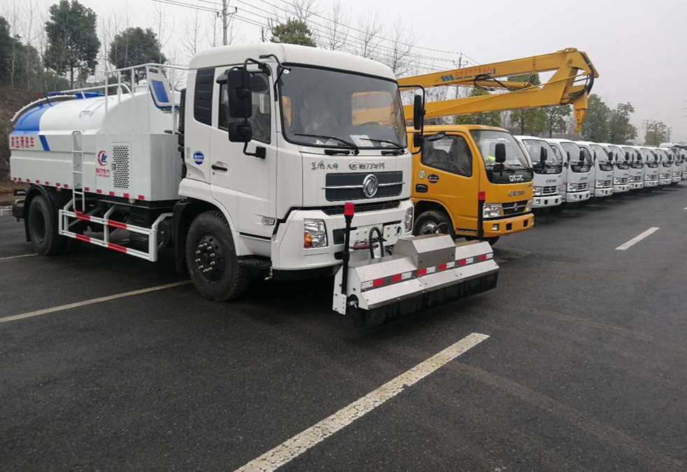 江西上饒高總訂購(gòu)程力專用車